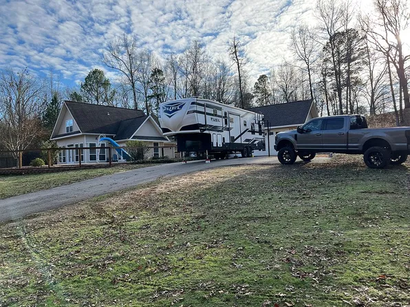 5057 Whitney Ln, Benton, AR 72019