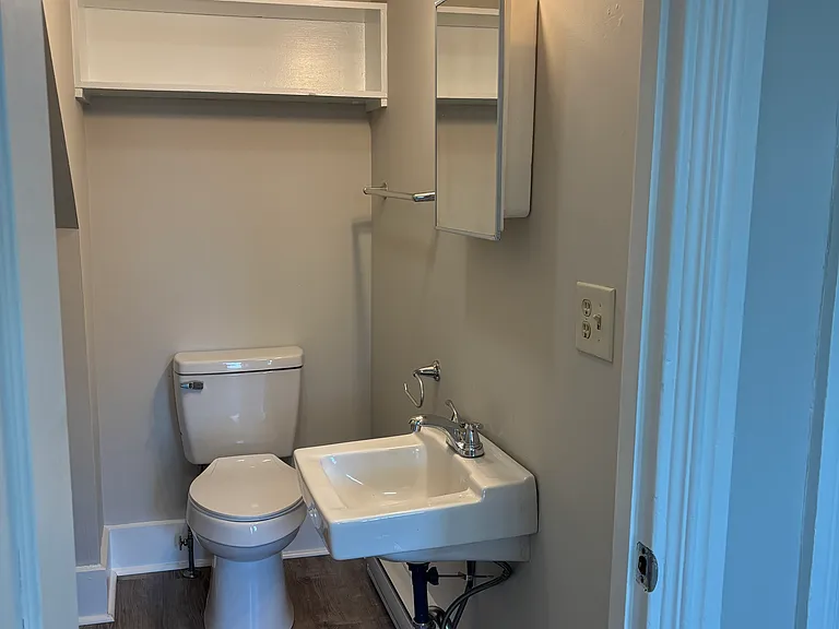 12 Grace St — Photo 10