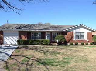 4607 Mistletoe Dr, Wichita Falls, TX 76310