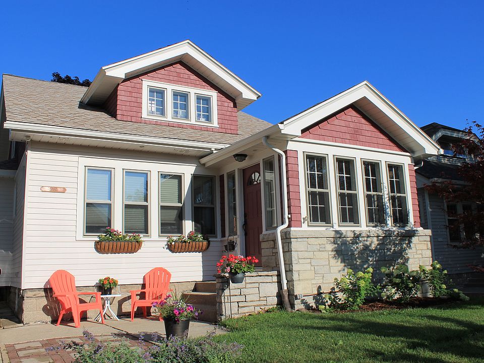 Front of house