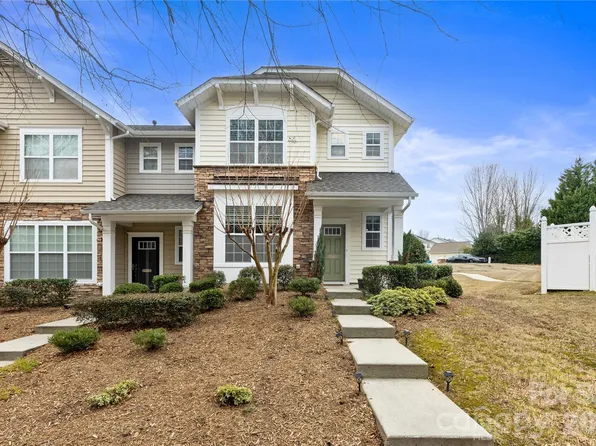 3204 Kemptown Sq, Waxhaw, NC 28173