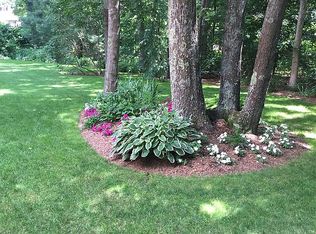 1 Sarah Lawrence Rd, Sandwich, MA 02563