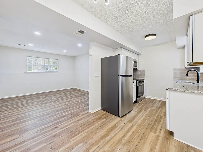 3124 Orville Ave #A — Photo 7