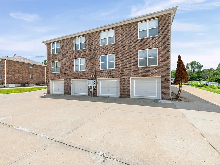 11205 N McGee St #11205 — Photo 10