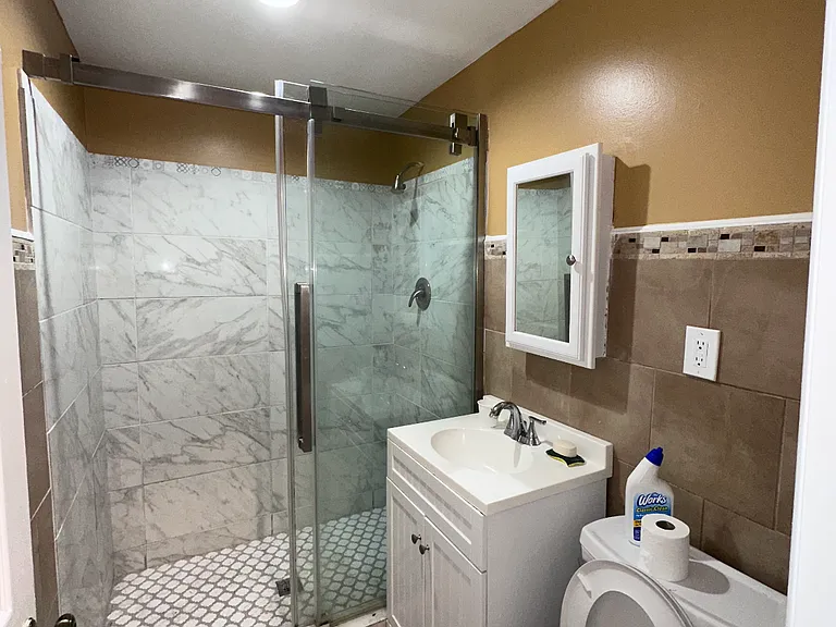 1154A Martinstein Ave — Photo 16