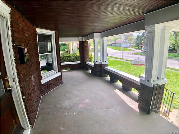 2nd image of 2305 Linden Ave