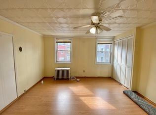191 Powers St #2R, Brooklyn, NY 11211