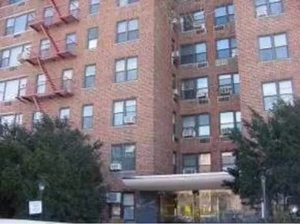 3101 Ocean Parkway image 1 of 8