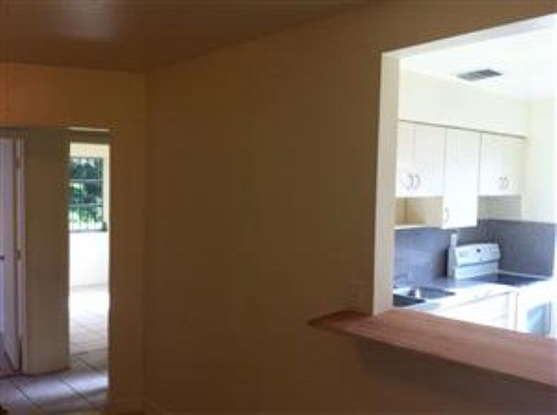 2nd image of 1548 NE 109th St