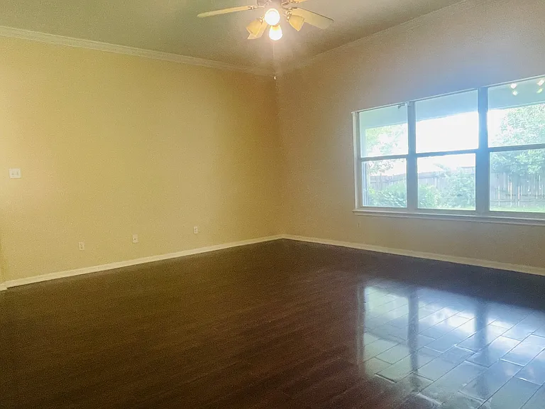 6805 Cromarty Ln — Photo 13