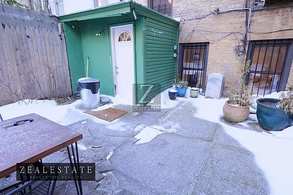 Rented by ZealEstate Group Inc | media 16