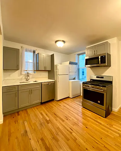 83 Winter St Photo 1