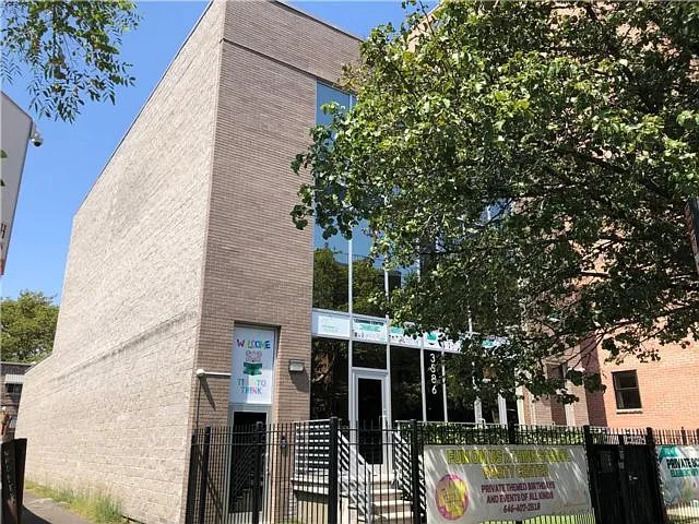 3588 Nostrand Ave — Photo 4