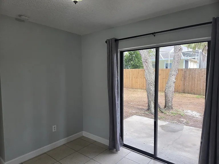 7436 Navajo Trl — Photo 18
