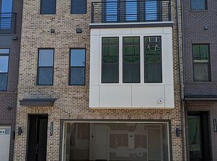 14407 Beckett Glen Cir, Chantilly, VA 20151