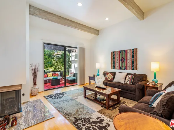 17264 Palisades Cir, Pacific Palisades, CA 90272