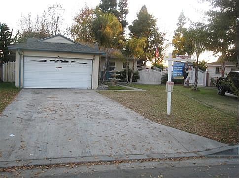 1st image of 10428 Nava St