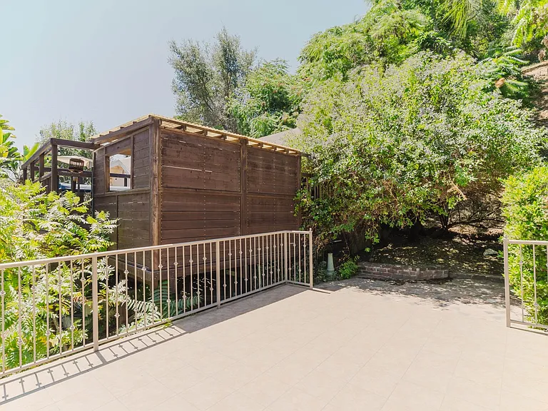 11036 Fruitland Dr — Photo 30