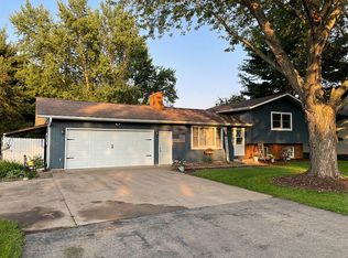 N6252 Eric Ave, Onalaska, WI 54650