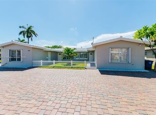 219 NE 11th Ave #12, Hallandale, FL 33009