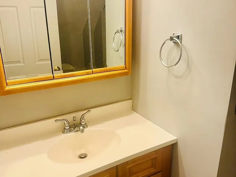36 Cedar St #1A — Photo 9