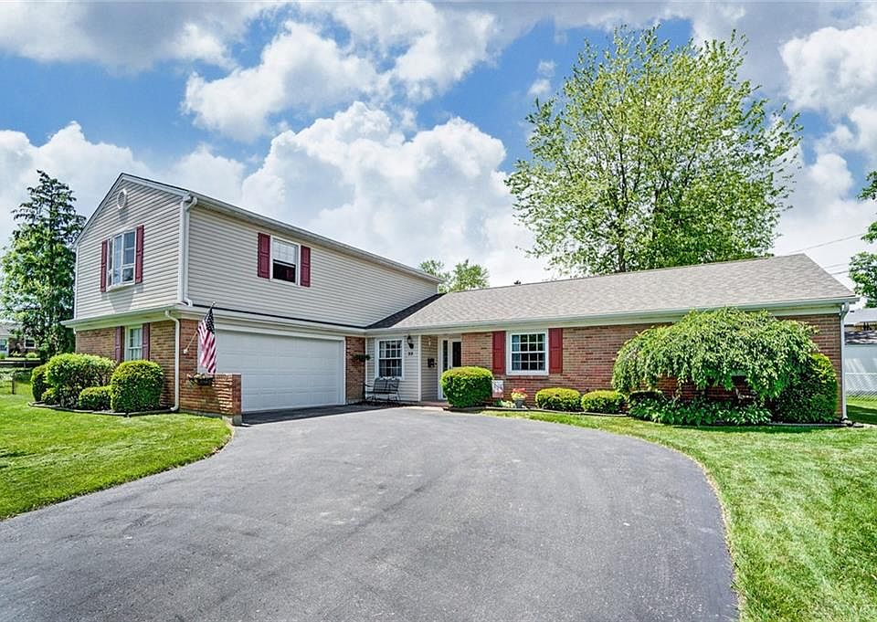 1st image of 33 Mountair Dr