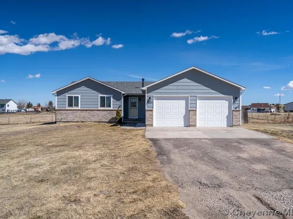 5855 Troyer Dr, Cheyenne, WY 82007