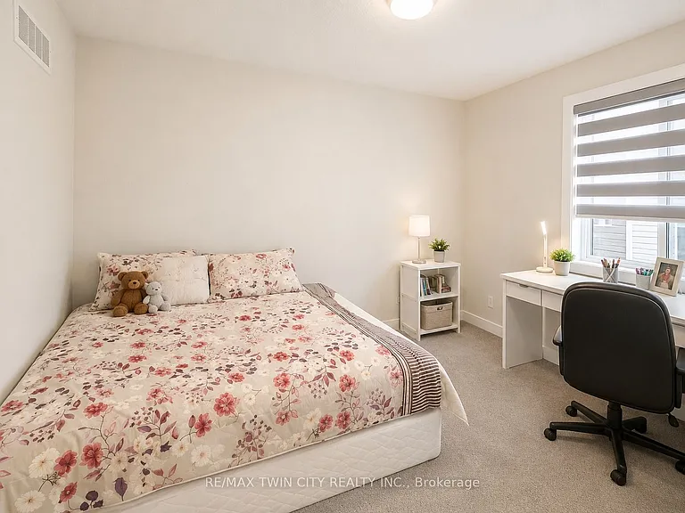 514 Bridgemill Cres — Photo 15