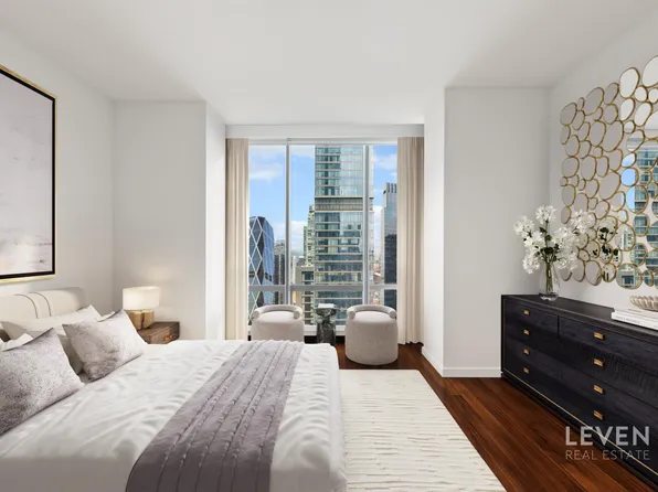 157 West 57th Street image 13 of 24