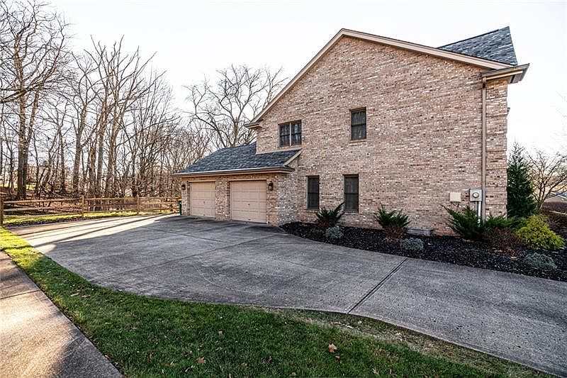 7111 Bennington Woods Dr, Pittsburgh, PA 15237 Zillow