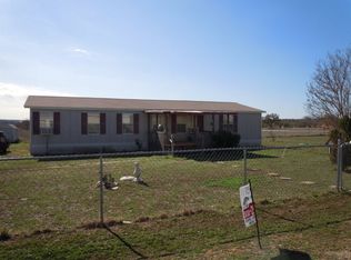 114 Nikki Ln, Comfort, TX 78013