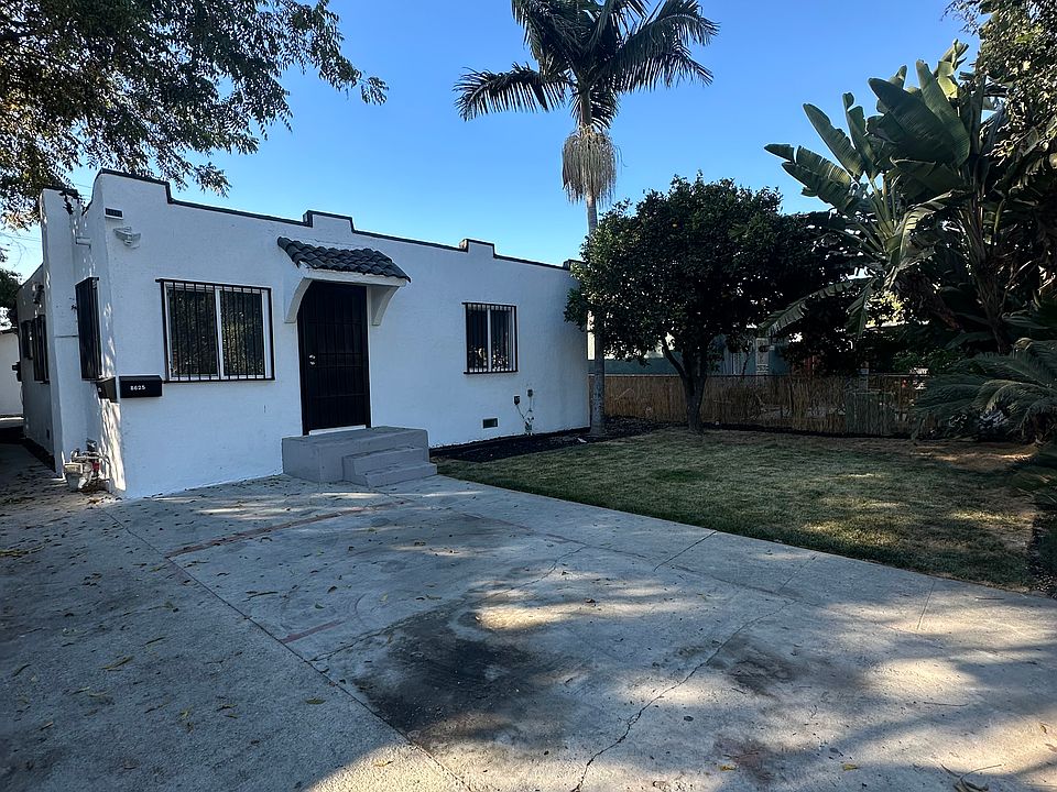 1st image of 8625 Ivy St #8625