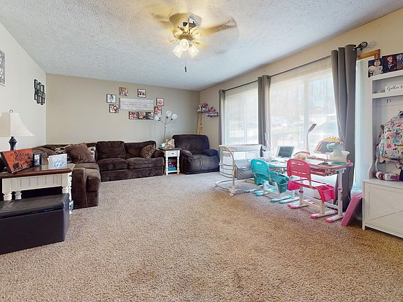 5th image of 26 Hall Rd