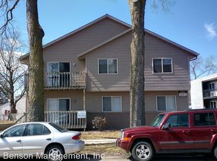 916 8th St S, La Crosse, WI 54601