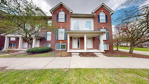 3073 Promenade Cir Photo 1
