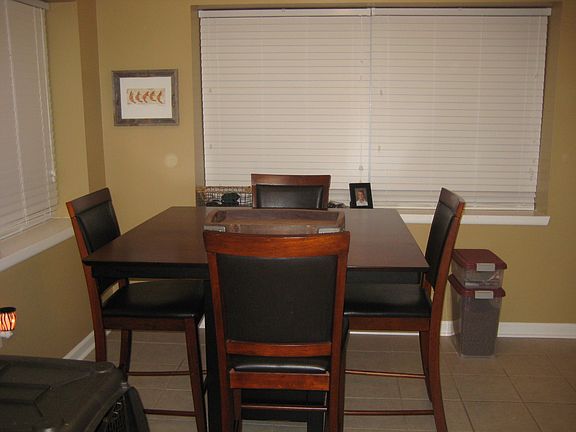 3rd image of 423 Broken Bough Dr