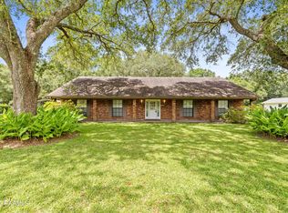 165 Skylark Ln, Sunset, LA 70584