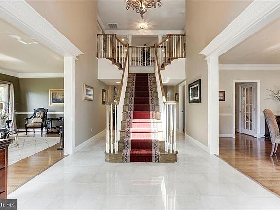 2nd image of 11566 Seneca Hill Ct