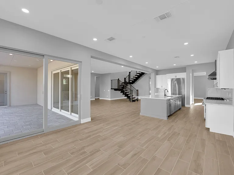 10648 Stone Ledge Ave — Photo 17