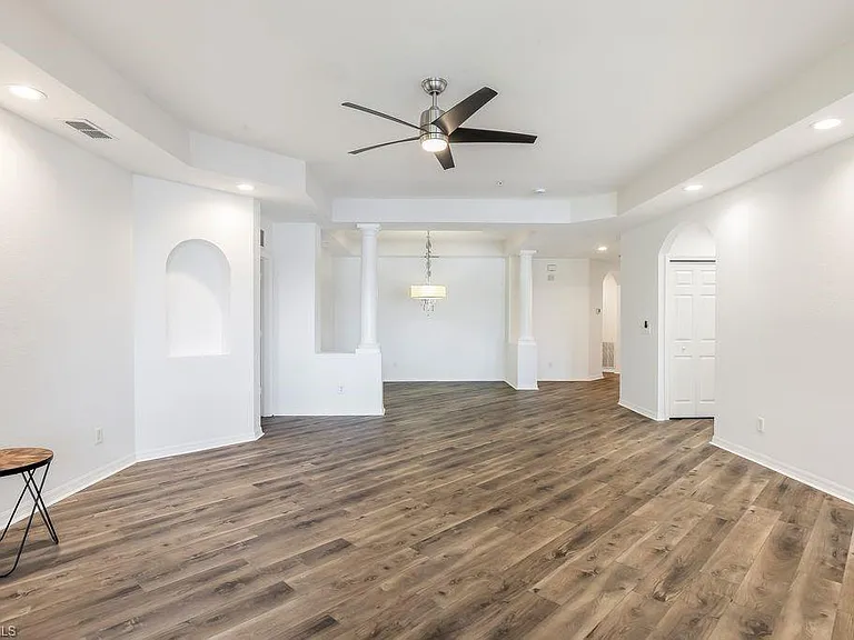 3610 Lansing Loop N #103 — Photo 10