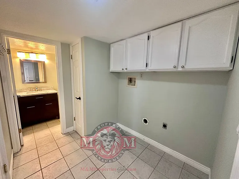 12128 S Woodridge Rd — Photo 27