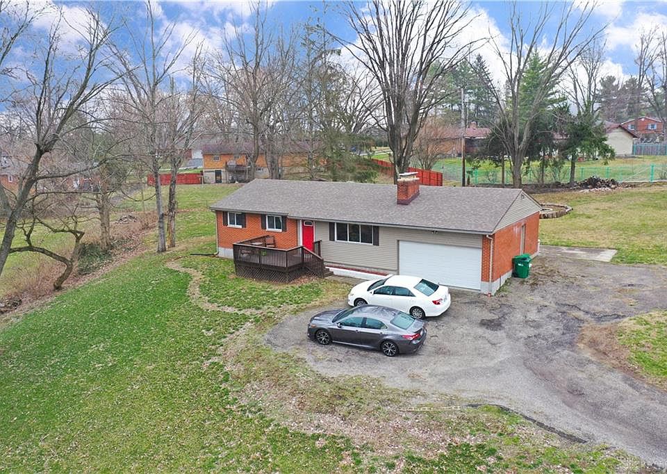 1st image of 42 Pine Bluff Dr