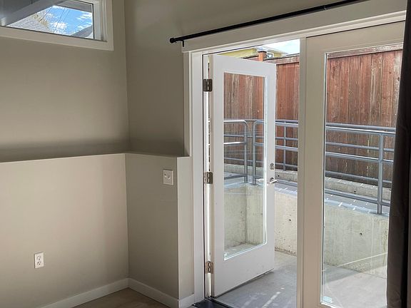 2nd image of 641 N Pine St #4