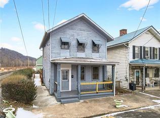 101 7th St, Monongahela, PA 15063