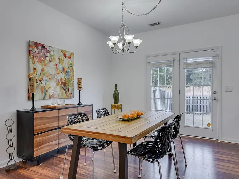 212 Full Circle Dr — Photo 6