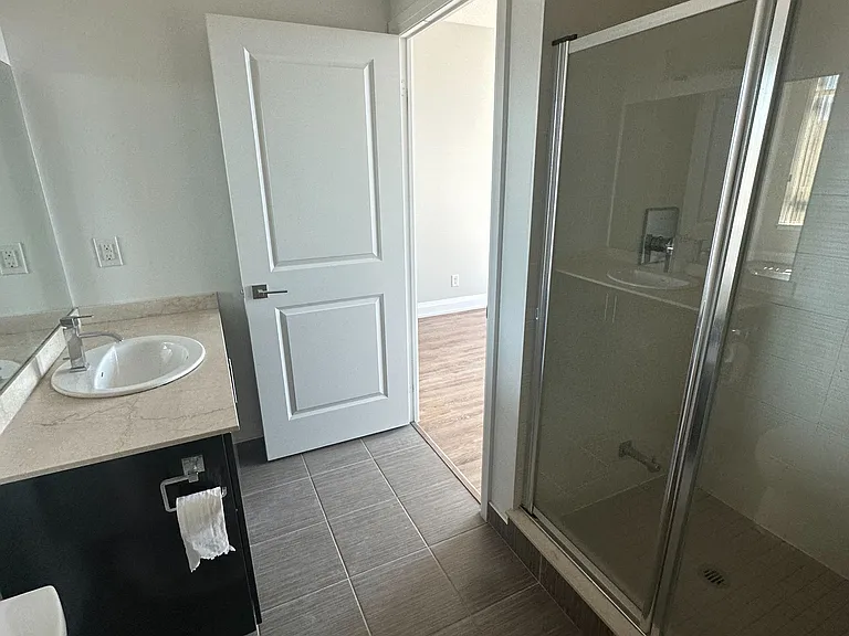 7171 Yonge St #2815 — Photo 7
