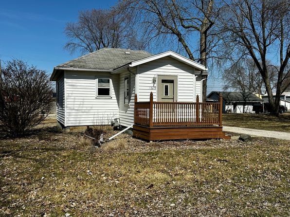 1619 E Washington St, Clinton, IL 61727