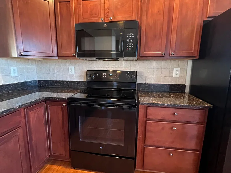 4803 Limestone Ct — Photo 17