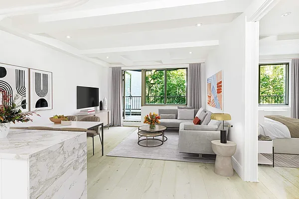 Sold by Sotheby's International Realty | media 2