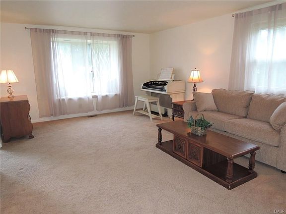 3rd image of 1032 Princewood Ave